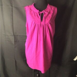 #633. Women's Sleeveless Pink Top